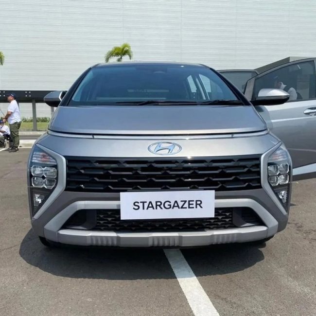 hyundai stargazer 2024 gia xe lan banh khuyen mai mua ban xe tra gop 2 650x650 Hyundai Stargazer 2024: Giá xe lăn bánh khuyến mãi, Mua bán xe trả góp